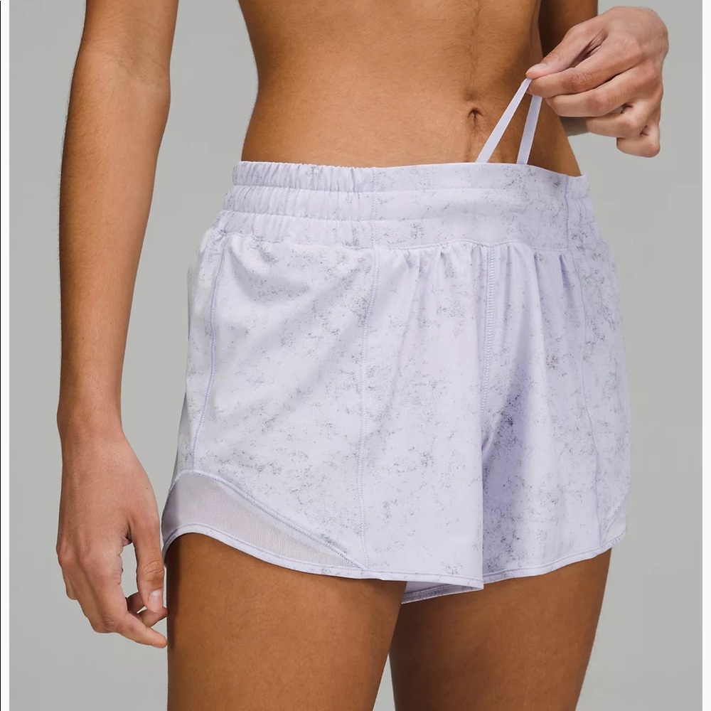 Hotty Hot Low-Rise Lined Short 4"